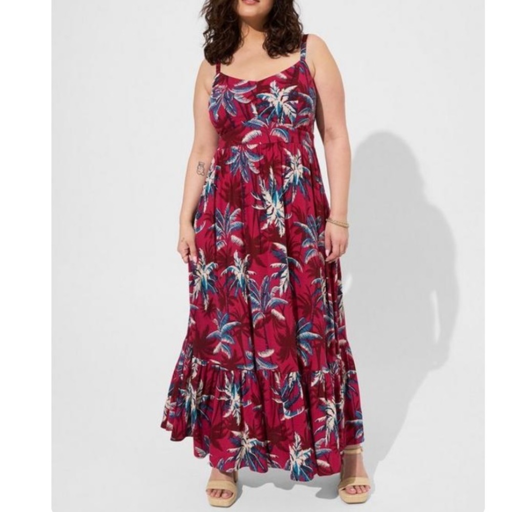 TORRID NWT Maxi Lenny Tiered Dress